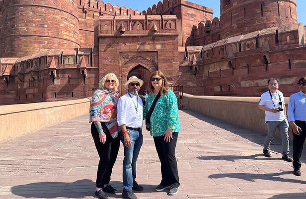 From Delhi : Private Taj Mahal & Agra Day Tour (with 5* Lunch)