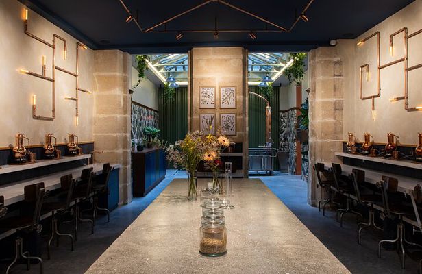Paris Craft Distillery Make Your Own Gin Workshop