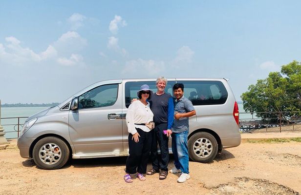 Angkor Wat Private One Day tour including sunrise & Banteay Srey