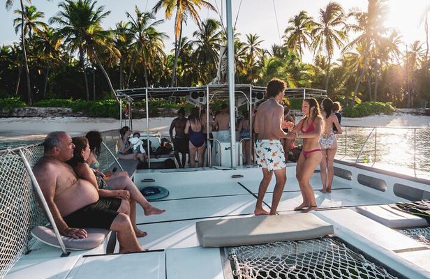 Punta Cana Private Catamaran Cruise: Snorkeling, Beach & BBQ