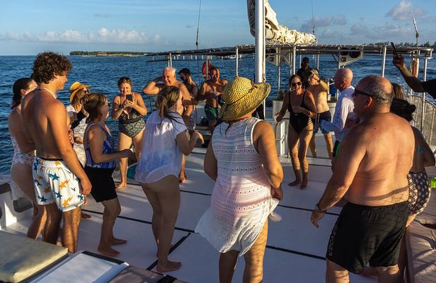 Punta Cana Private Catamaran Cruise with Snorkeling & Open Bar