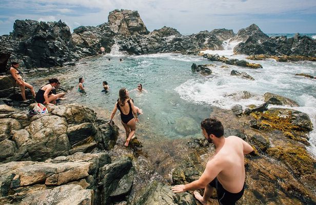 Aruba Signature Jeep Tour: Natural Pool and Baby Beach