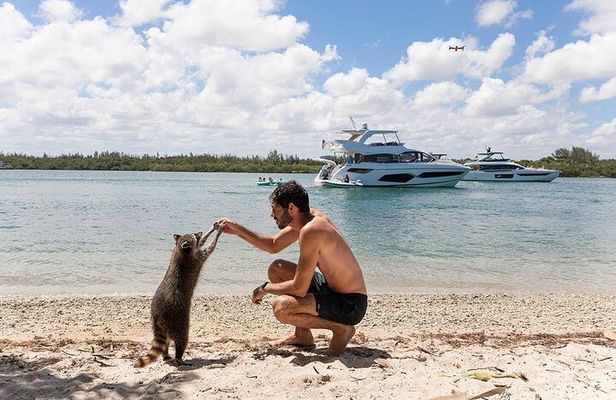Island Adventure Miami Boat Rental to Raccoon Island Miami Tour
