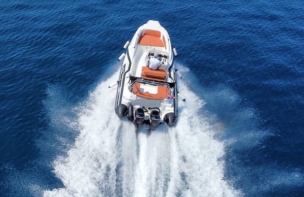 Charter "Patricia" Makarska- Private Speed Boat Tour 