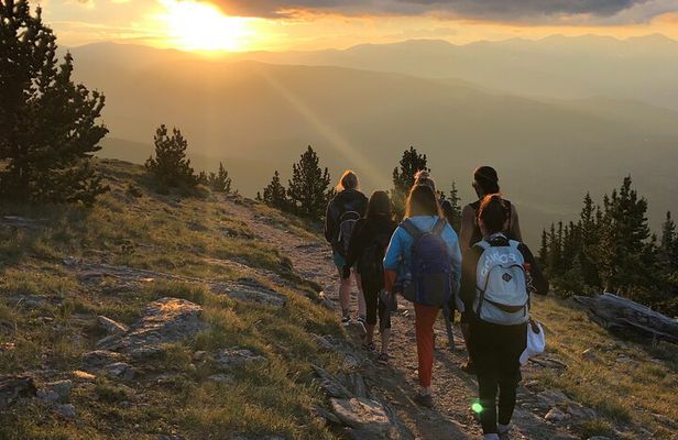 Sunset Hiking Tour in the Rocky Mountains near Denver
