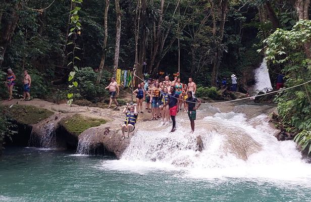 Dunn's River Falls and Blue Hole Private Tour From Ocho Rios