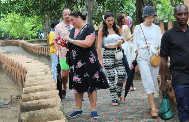 Prison Island Nakupenda and Stone Town Private Tour with Lunch