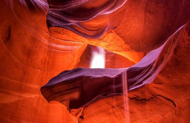 Grand Canyon and Lower Antelope Canyon 4-Day Tour from LA