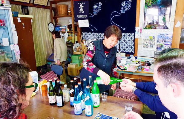 Matsumoto Sake Tasting Walking Tour 