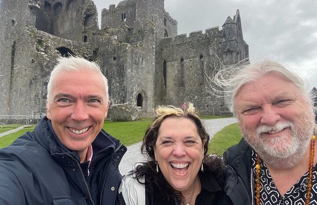 Private Luxury Tour Rock of Cashel and Cahir Castle, 7 Guests Max