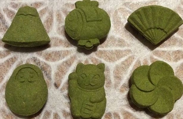 Using upcycled matcha! Making smokeless matcha incense (Uji, Kyoto)
