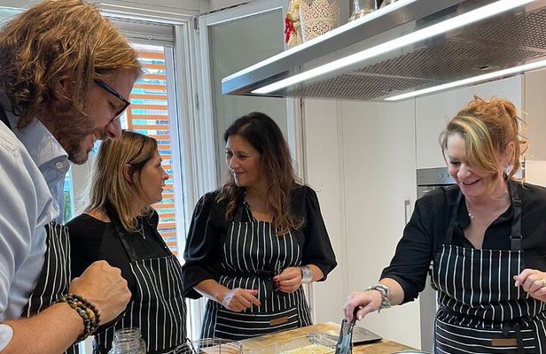 Hands-On Pasta & Dessert Cooking Class & Wine Pairing in Milan