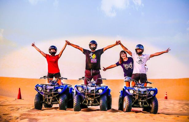 Dubai Experience: Quad bike, BBQ Dinner and Live Show