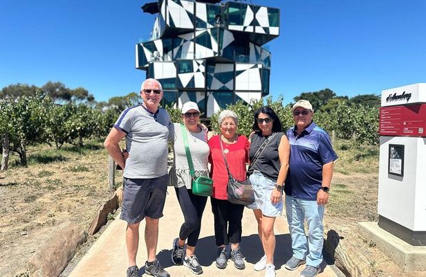 From Adelaide: 5 to 7 People Personal Tour