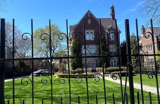 2 Hour Private Chicago Soul House Tour