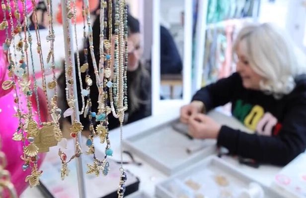 Workshop for creating personalized jewelry in Paris