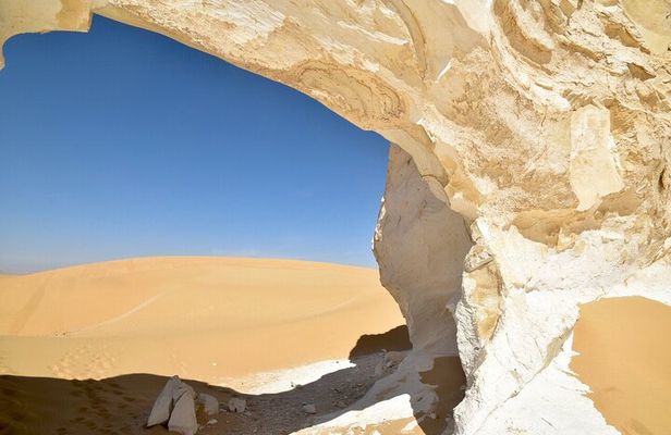 4-Days Bahariya Oasis and White Desert Safari Tour from Cairo