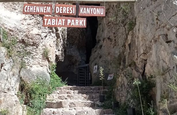 Private Canyon Tour in BlackSea Region Mountain with 2 Days live