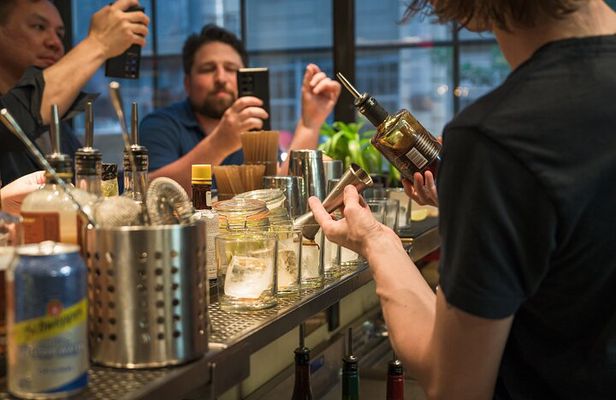 Industry City Gourmet Food and Drinks Tour