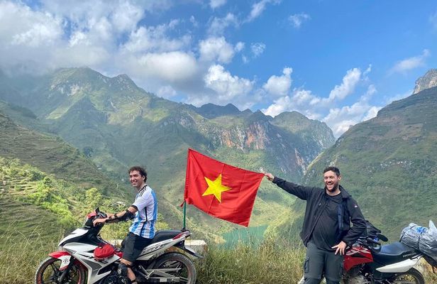 Ultimate Ha Giang Loop Private Tour 5D/4N All-Inclusive Ride