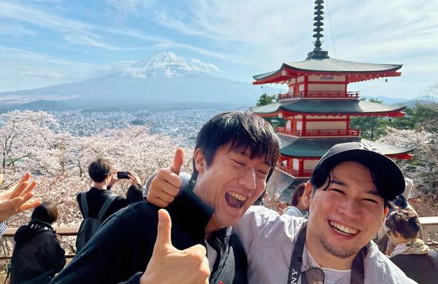 From Tokyo to Mount Fuji! Private Car Tour by Eng Speaking Driver