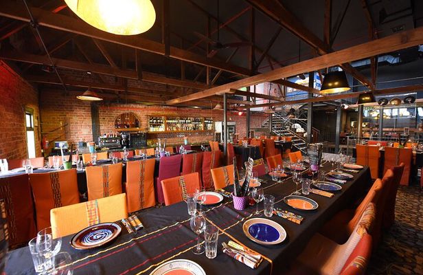 Half Day Cape Town African Dinner Restaurant with Live Music Show