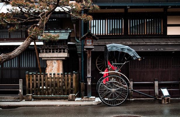 Timeless Takayama: A Walk Through History and Beauty