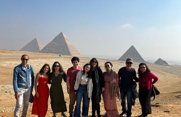 Private Tour to the Pyramids and the Great Egyptian Museum (GEM)