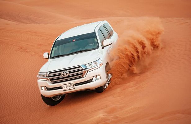 Dubai Desert Safari: Premier Dunes Adventure & BBQ Dinner