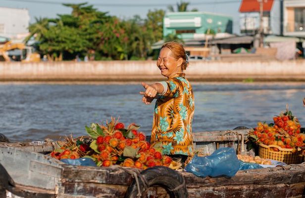 Cai Rang Floating Market Tour & Rural Cycling