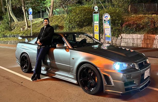 Ultimate Daikoku PA & Car Meet Night Tour (R34 GTR Private Tour)