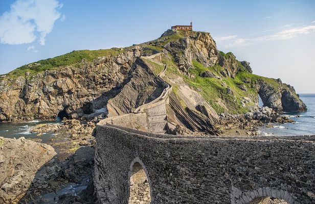 Small Group Guided Half Day Tour Visit to San Juan Gaztelugatxe
