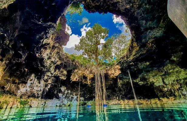 Tour to the Cenotes of Santa Bárbara and Acanceh