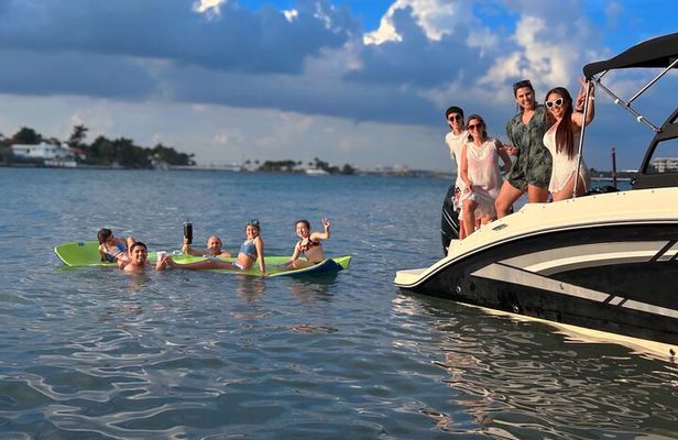 Best of Miami: Private Top-Rated Boat Charter & Guided Experience