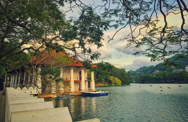 4 Days Private Tour In Sri Lanka 