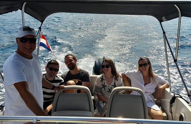 Half-Day Private Speed Boat Tour in Dubrovnik on Elaphiti Islands