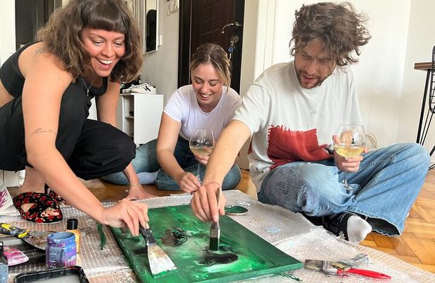 Istanbul Art Escape Wine and Paint at Local's Home