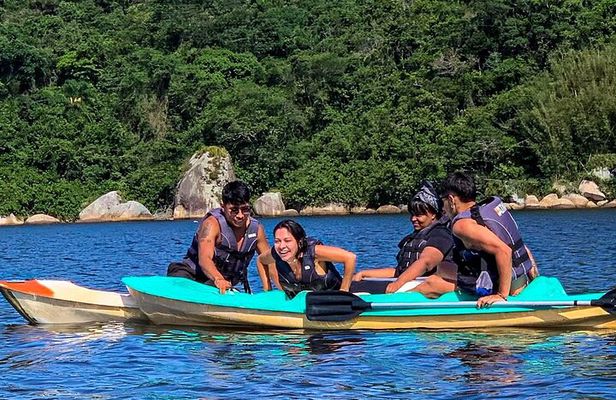 Half Day Guided Kayak Tour in Barra da Lagoa with Snacks