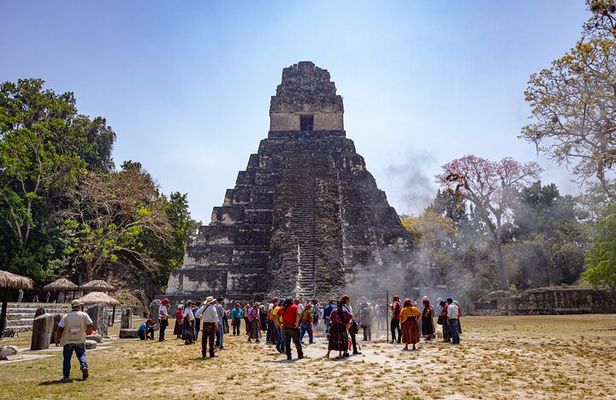 Day Trip to Tikal Maya Ruins Including Lunch