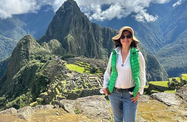 Explore Machu Picchu in One Day: Panoramic 360° Luxury Train