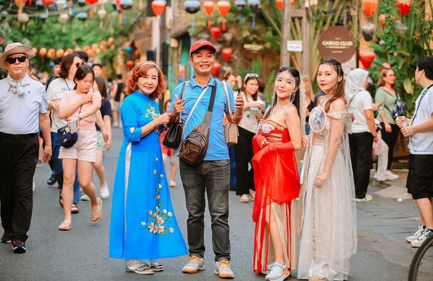 Hoian FullDay Exploring, Handicraft Museum, Custom Suit Tailoring