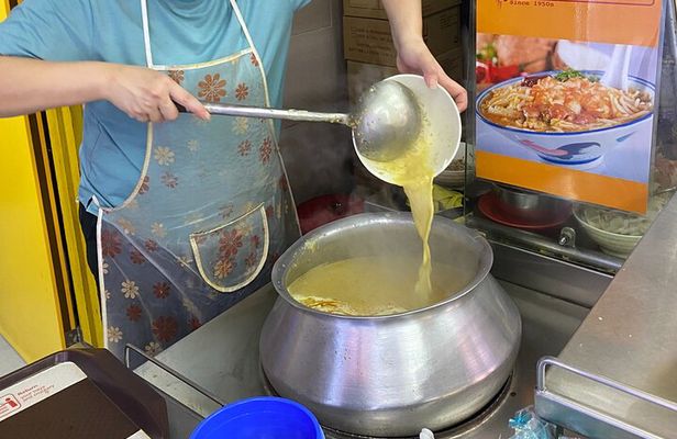 Best Ever Katong Food Tour with Local Foodie - Eat till you drop!