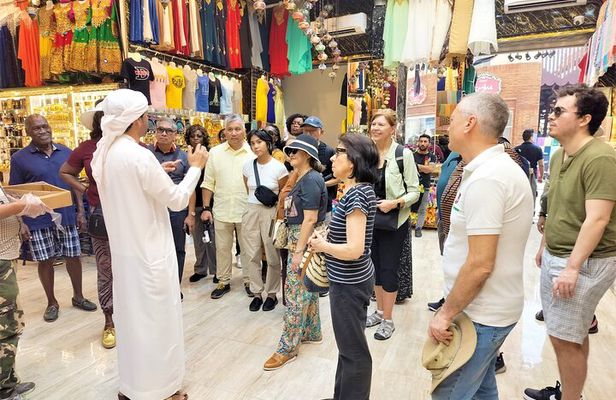 Old Dubai Half Day Guided Tour: Discover Culture, Creek & Souks