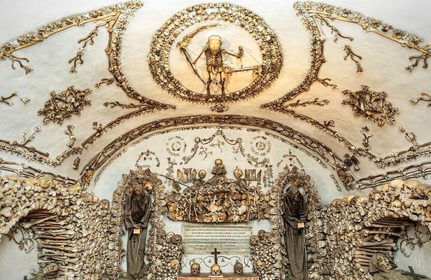 Secrets Beneath Rome: Capuchin Crypt and Catacombs Tour