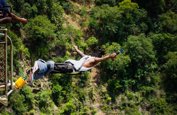 Shearwater Bungee Jump Victoria Falls Bridge