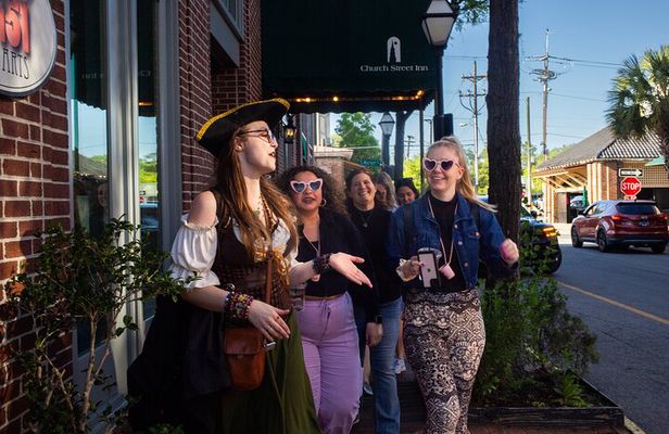 Charleston Nightmares and Nightcaps Ghost Walking Tour