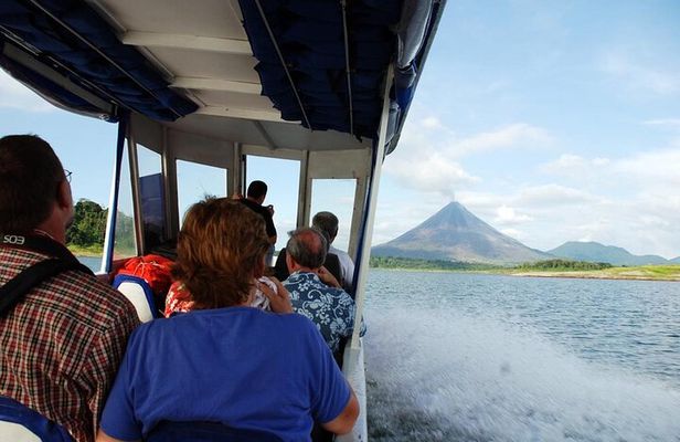 Shared Shuttle Monteverde to Arenal