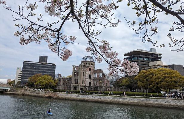 Hiroshima Peace Memorial and Atomic Bomb Dome Private Tour