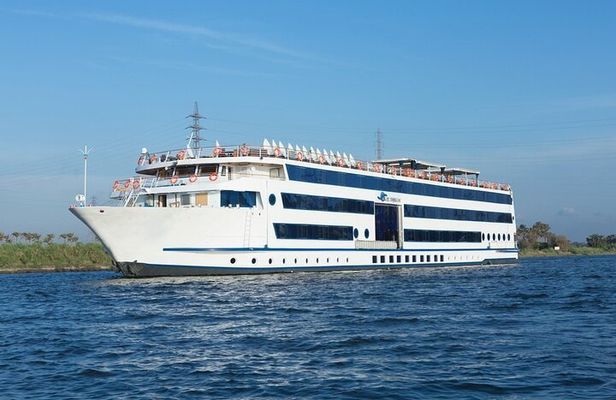 Nile Cruise Full Package (Stay/Meals/Tours/Tickets)