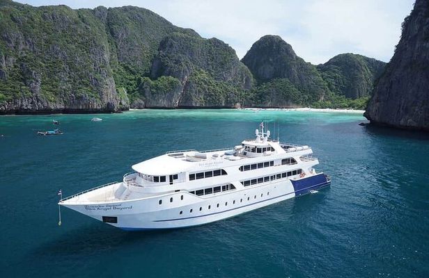 Premium Phi Phi Ferry: Island Tour & Lunch